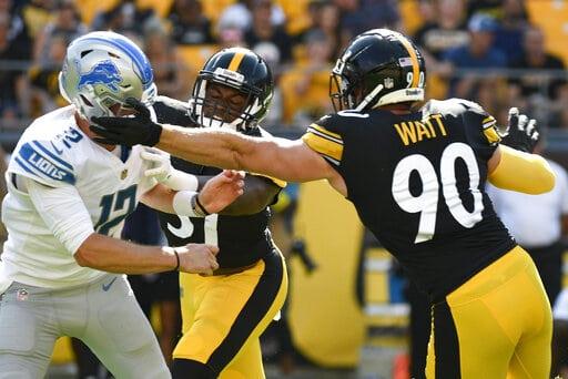 J.J. Watt regresó con los Steelers su rodilla está bien