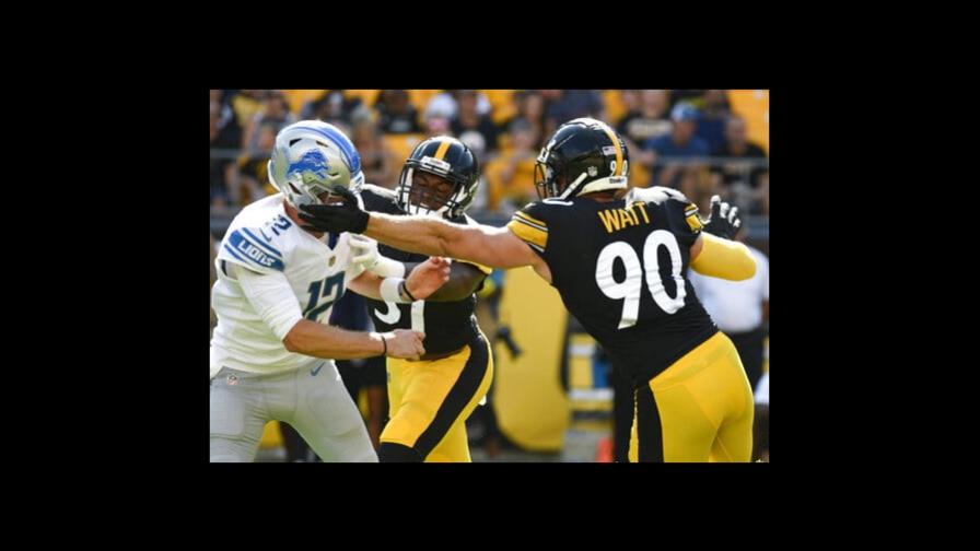 Watt regresa a entrenar con Steelers; su rodilla está bien Watt regresa a entrenar con Steelers; su rodilla está bien