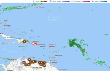 Aguaceros y tormentas del amplio sistema con probabilidad de ciclón aumentan en su organización