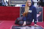 Avril Lavigne celebra 20 años de éxito con una estrella en Paseo de la Fama Avril Lavigne celebra 20 años de éxito con una estrella en Paseo de la Fama