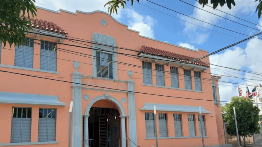 Casa Dominicana: Seis años de servicios culturales, comunitarios y educativos