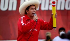 El presidente de Perú exhorta al Congreso a dejar la “confrontación inútil”