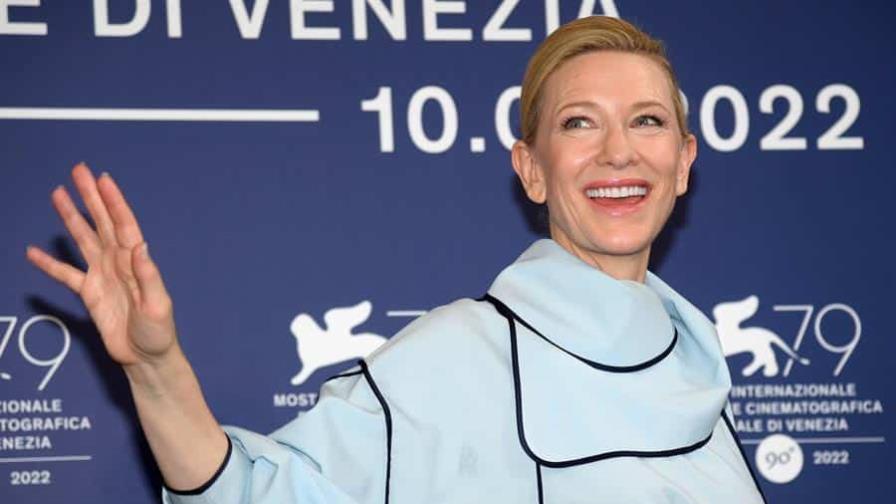 Cate Blanchett convence a Venecia con Tár: lucha y ocaso de una mujer exitosa