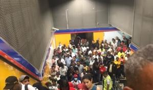 Reportan avería en el Metro de Santo Domingo