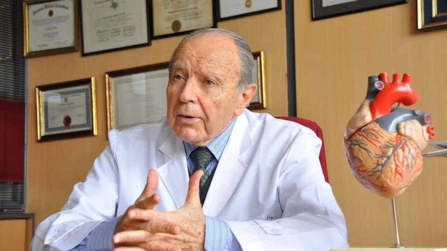 Muere cardiocirujano argentino Domingo Liotta, pionero del corazón artificial