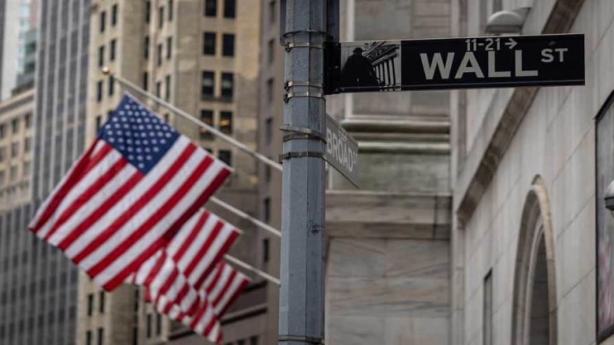 Wall Street arranca septiembre con bajadas tras un agosto también en rojo