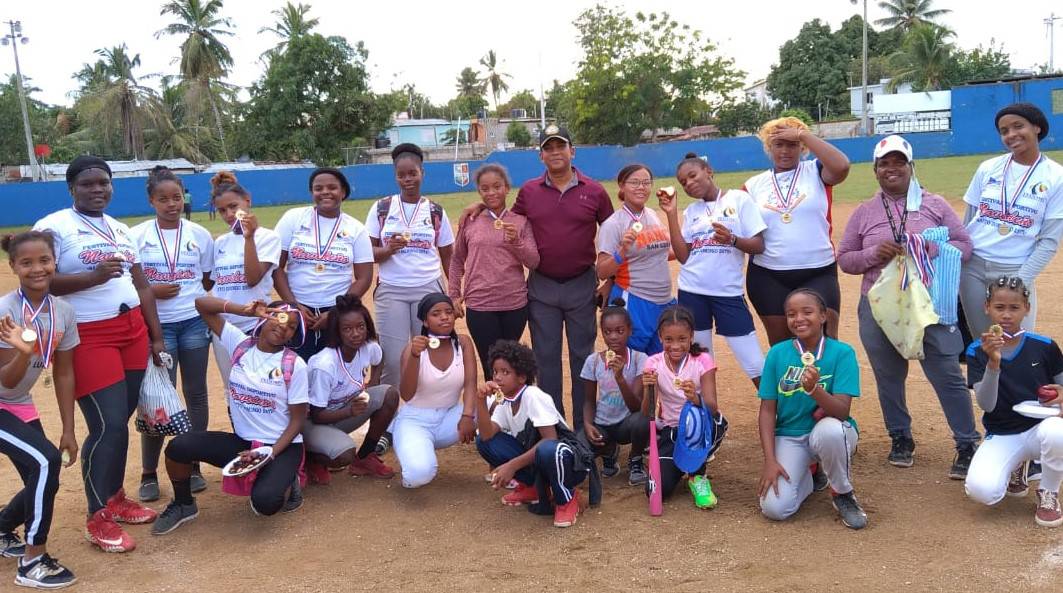 El Ier Clásico de softbol femenino Los Peralejos 2022, será el domingo 4 de septiembre.