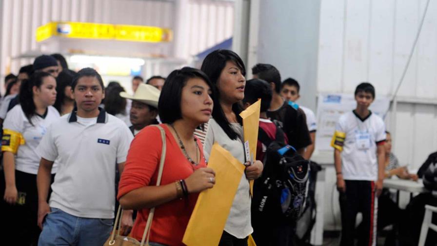 Latinoamérica reduce desempleo, pero informalidad afecta al 50 %, según OIT