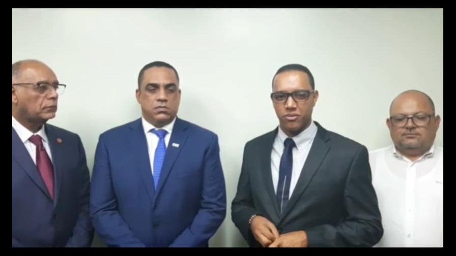 APTPRA reconoce falta tras apresamiento de haitianos sin documentos en autobús APTPRA reconoce falta tras apresamiento de haitianos sin documentos en autobús