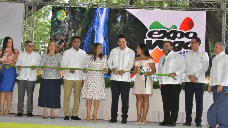 Collado anuncia inversión de más RD$650 millones para el desarrollo del turismo en La Vega Collado anuncia inversión de más RD$650 millones para el desarrollo del turismo en La Vega