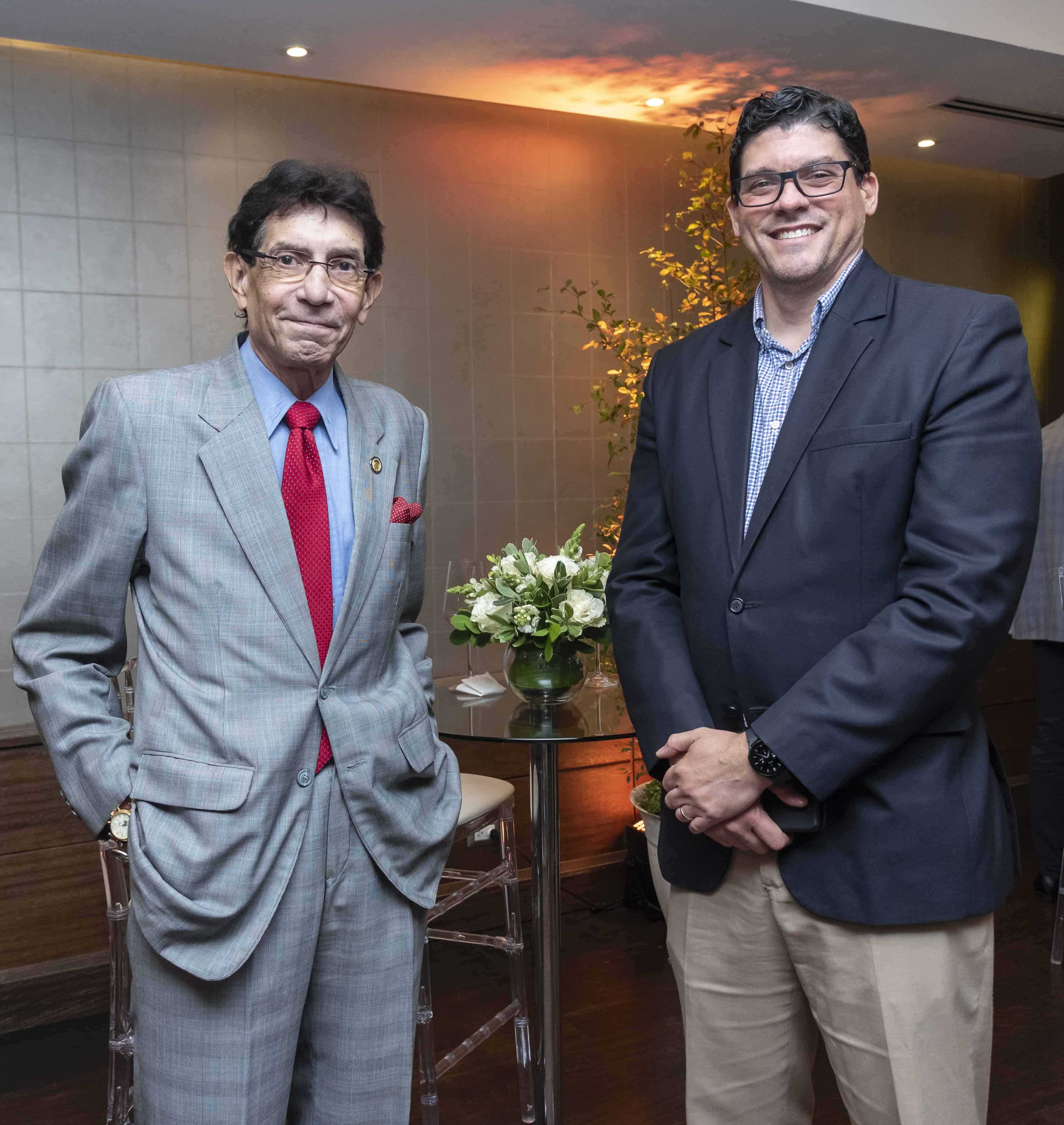 Salvador Figueroa y Gustavo Mejía Ricard.