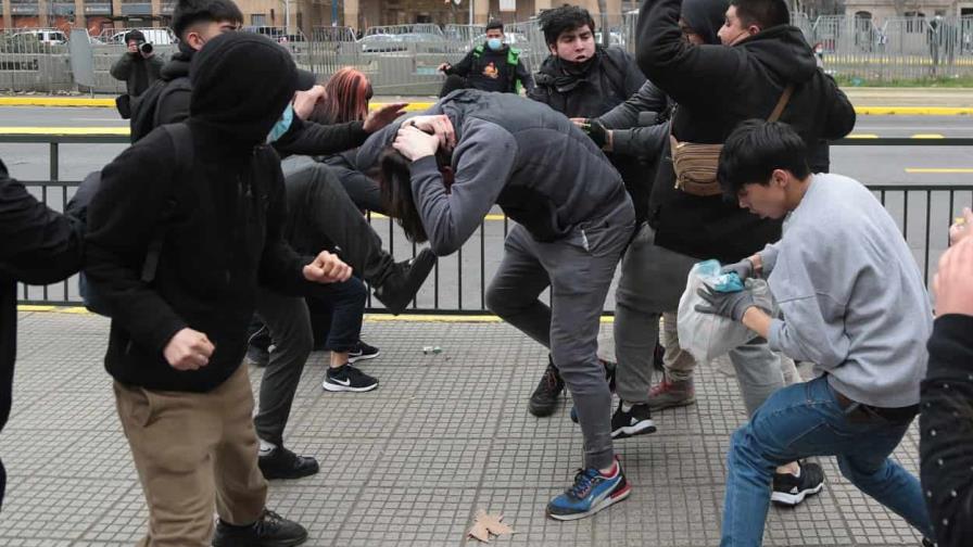 Hermano del presidente Boric se encuentra estable tras fuerte agresión Hermano del presidente Boric se encuentra estable tras fuerte agresión