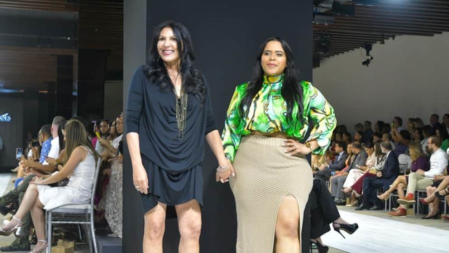 Yesmín Serulle lleva encantadora colección al RD Fashion Week 2022