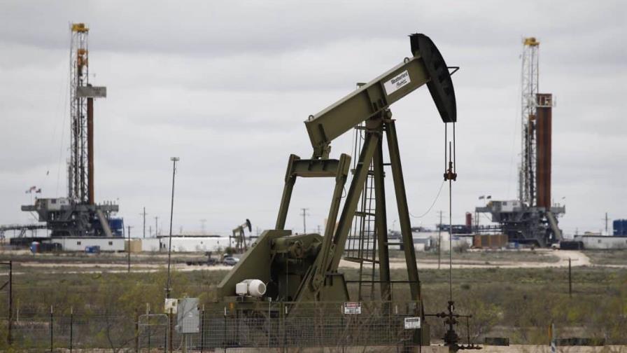 El petróleo de Texas abre con una subida del 2.78 %, hasta los 89.02 dólares