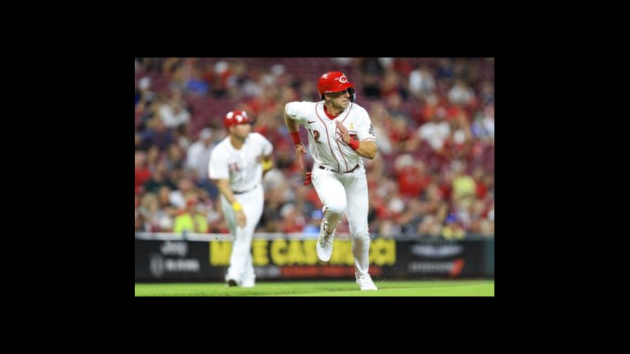Rojos ganan a Rockies con piconazo remolcador