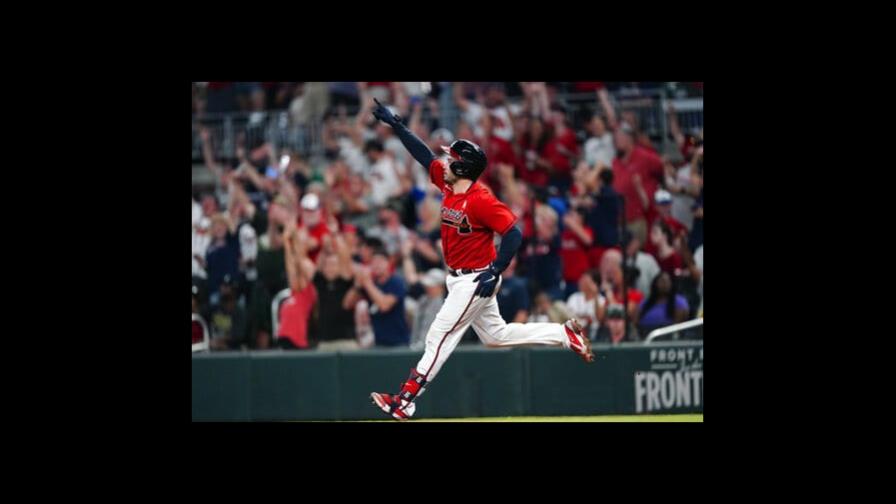 D’Arnaud pega 2 de 5 jonrones de Bravos en contra de Marlins D’Arnaud pega 2 de 5 jonrones de Bravos en contra de Marlins