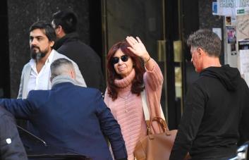 Reacciones encontradas por el ataque a la vicepresidenta de Argentina