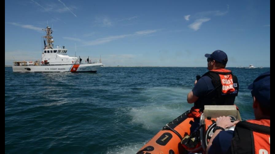 Detienen a cinco migrantes que trataban de entrar ilegalmente a Puerto Rico Detienen a cinco migrantes que trataban de entrar ilegalmente a Puerto Rico