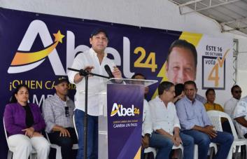 Abel Martínez dice niño murió en el Caipi porque el Gobierno canceló personal capacitado