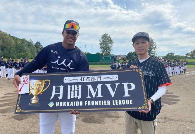 Dominicano Contreras, Jugador Más Valioso en béisbol de Hokkaido, Japón
