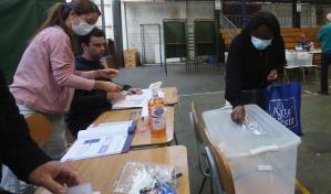 Rechazo a la nueva Constitución toma ventaja en Chile con el 6,4 % escrutado