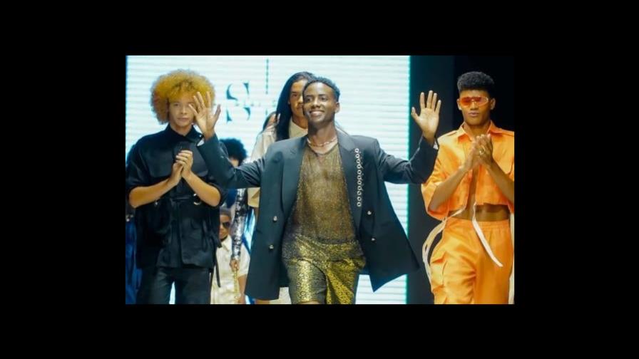 La música urbana inspira a Starlin De Holma en el RD Fashion Week