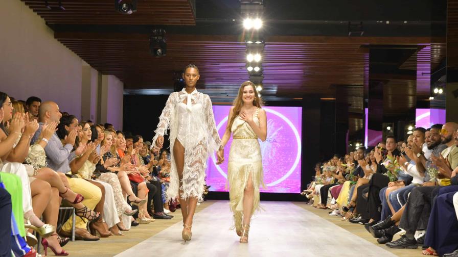 El realismo mágico enmarca Once Upon a Time, la colección de Mariel Arrea para RD Fashion Week
