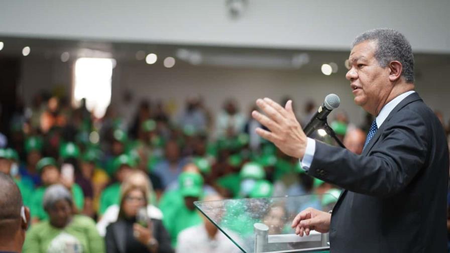 Leonel Fernández reitera no hay relación directa entre dinero y calidad de la educación