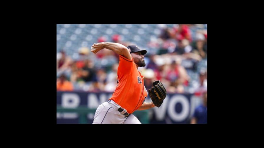 Altuve y Urquidy guían a Astros en la paliza sobre Angelinos Altuve y Urquidy guían a Astros en la paliza sobre Angelinos