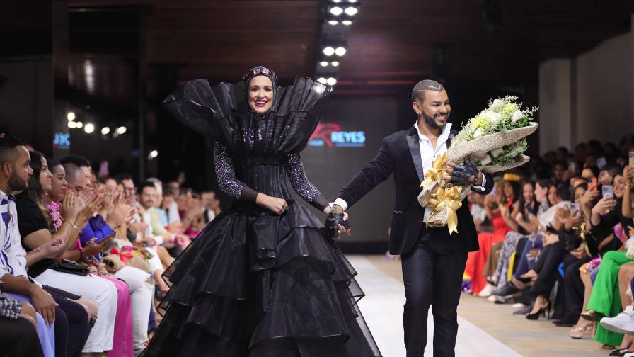 Covers desata la imaginación de Joel Reyes en la pasarela del RD Fashion Week