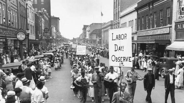 ¿Por qué el día del trabajo en EEUU se celebra en septiembre y no en mayo?