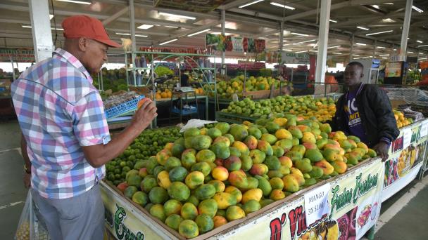 Ritmo de crecimiento de precios internos sigue desacelerándose, reporta el Banco Central