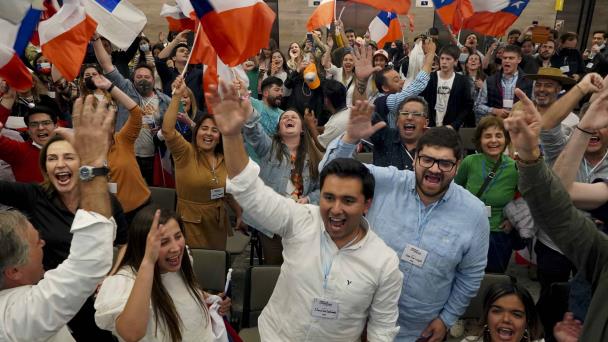 Chile discute nuevos pasos tras plebiscito constitucional