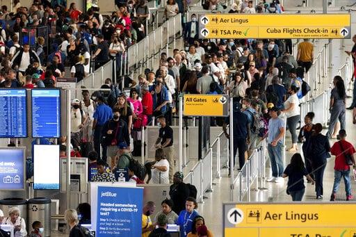 Aerolíneas apuestan a viajes de negocios para recuperación post-pandemia