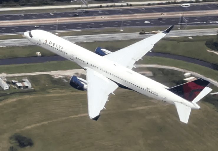 Dos aviones estuvieron a punto de chocar tras despegue en aeropuerto de Florida