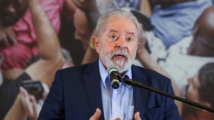 Lula sigue favorito en Brasil con trece puntos de diferencia sobre Bolsonaro