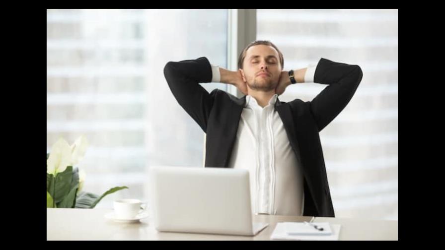 Ejercicios ideales para hacer pausas en el trabajo