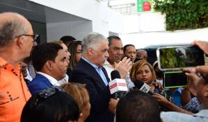 Miguel Vargas: "En lugar de recortar fondos a Educaci&oacute;n el Gobierno debe crear bono escolar familiar"