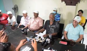 Campesinos denuncian funcionarios reparten tierras del CEA en Puerto Plata