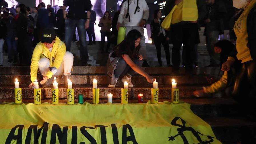 Cientos de activistas marchan en Ciudad de México contra reforma militarista
