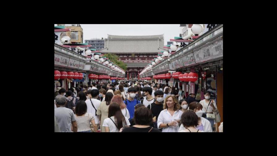Japón reabre de facto al turismo con la esperanza de revitalizar su economía