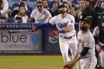 VIDEO | Dodgers superan a Gigantes, Muncy pega dos jonrones