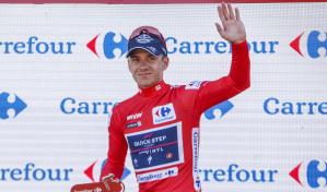 Evenepoel se afianza de líder, Urán gana etapa de la Vuelta