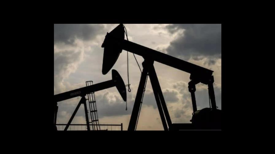 El petróleo de Texas abre con una subida del 1.07 %, hasta los 89.4 dólares el barril