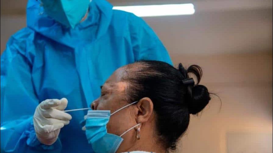 Salud Pública registra 898 casos activos de COVID-19 en República Dominicana Salud Pública registra 898 casos activos de COVID-19 en República Dominicana