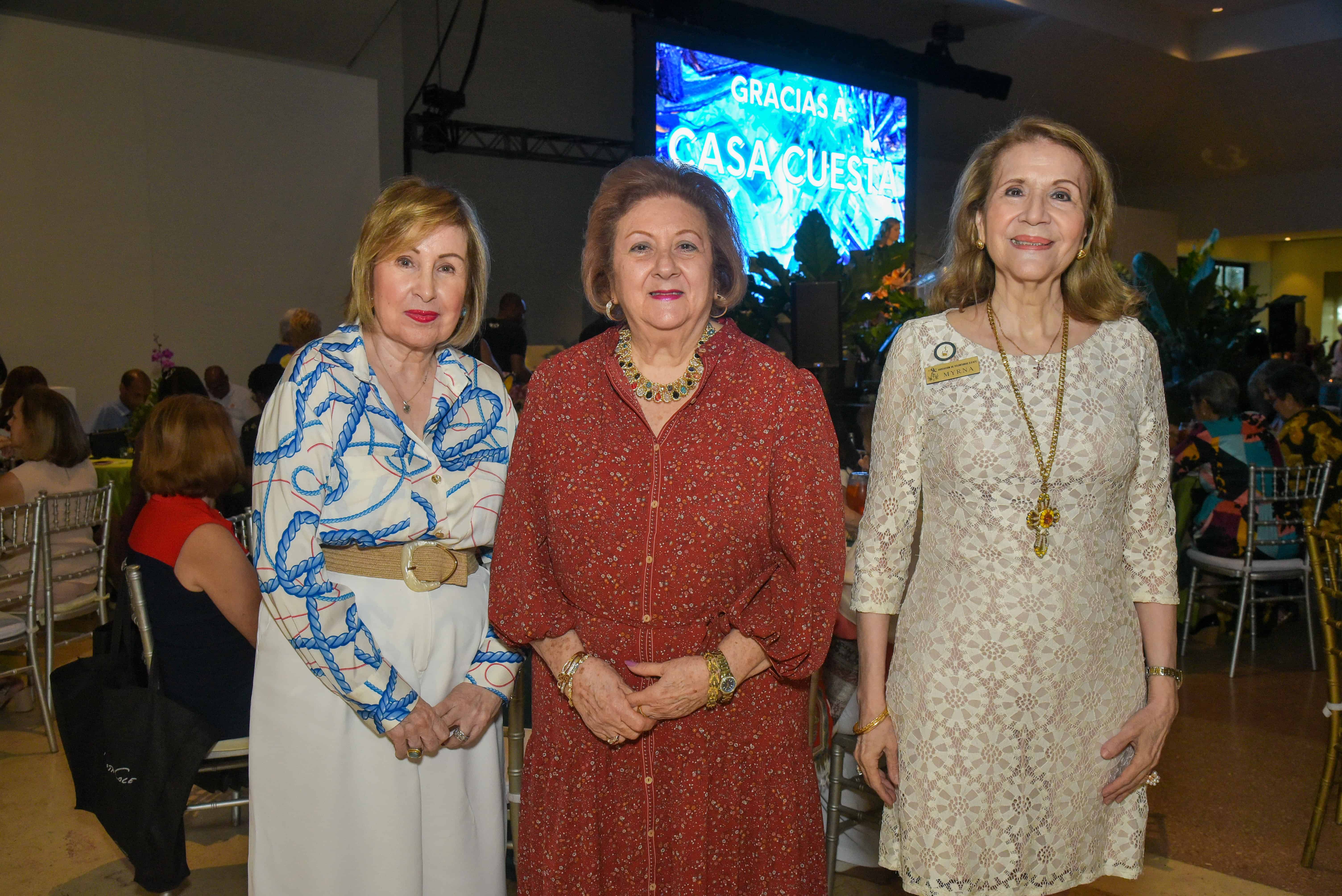 Miriam Tillán, Matilde Dargam y Myrna Fiallo.