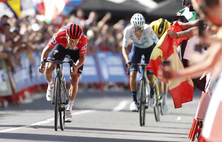 Evenepoel gana etapa y se consolida como líder de la Vuelta