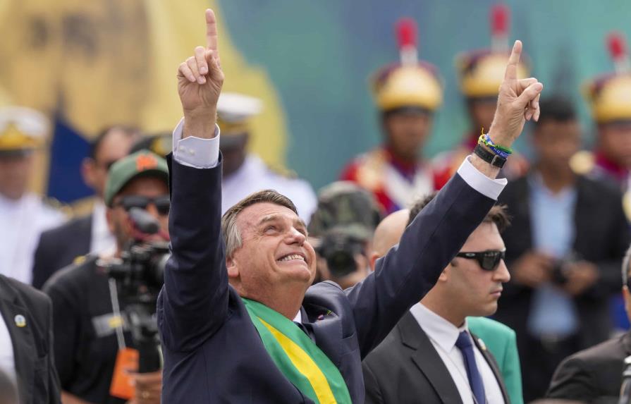 Bolsonaro convierte bicentenario de Brasil en mitin político