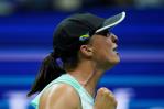 Swiatek a la caza de su primera final del US Open ante la aspirante Sabalenka