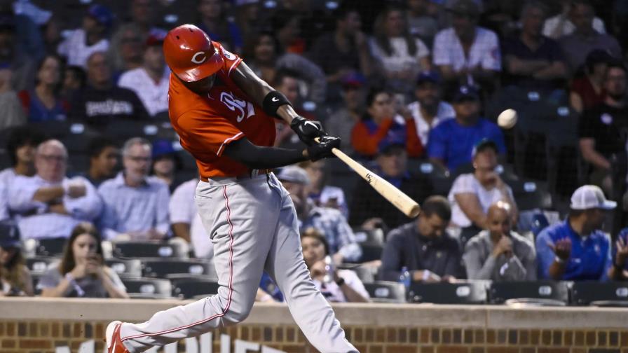 VIDEO | Con dos jonrones de Aquino, Rojos aplastan a Cachorros